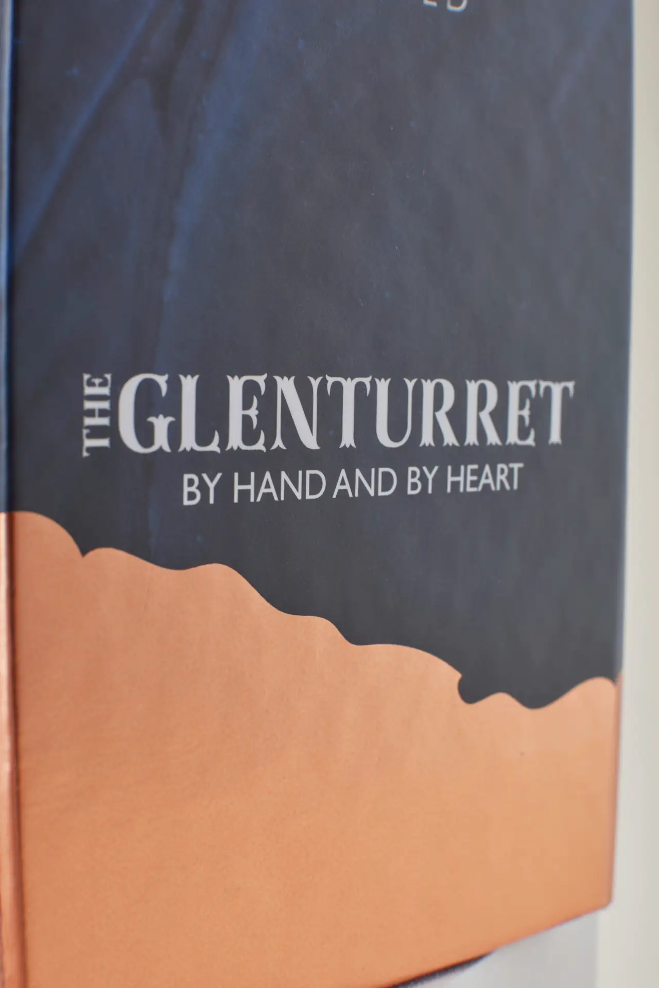 Kingscroft single bottle carry pack for Glenturret whisky
